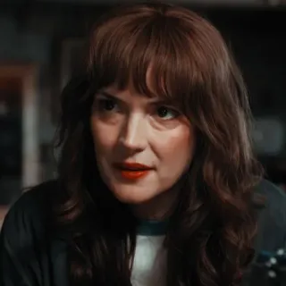 😐 Joyce Byers Stranger Things Joyce Byers, Stranger Things, Winona Ryder, Série, Personagem, Retrato, Atriz telegram sticker