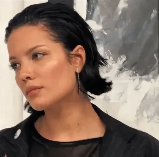 ✨ Halsey piosenkarz, autor tekstów, muzyk, portret telegram sticker