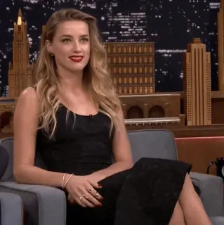 🧜‍♀ Amber Heard актриса, знаменитость, женщина, платье, портрет telegram sticker