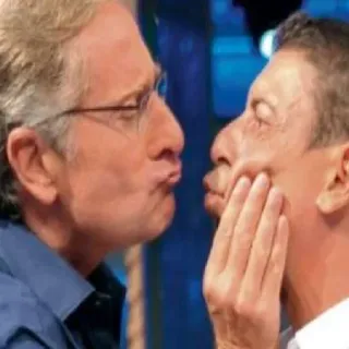 😘 bacio, affetto, amici, uomini telegram sticker