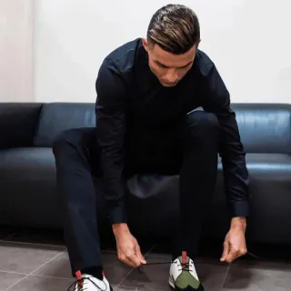 🖤 Cristiano Ronaldo 足球, 足球运动员, 运动员, 罗纳尔多, 名人 telegram sticker