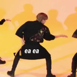🤞 ea ea танцы, k-pop, выступление, музыка, группа, желтый фон whatsapp sticker