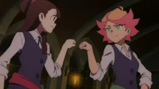 🤝 Akko Kagari Little Witch Academia Anime, Amici, Batti il cinque, Amicizia, Cartone animato telegram sticker