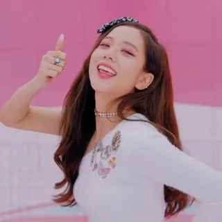 🦋 Jisoo kpop, piosenkarz, azjatycki, kciuk w górę, kobieta, dziewczyna telegram sticker