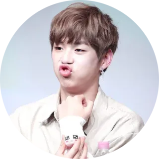 😚 whatsapp sticker