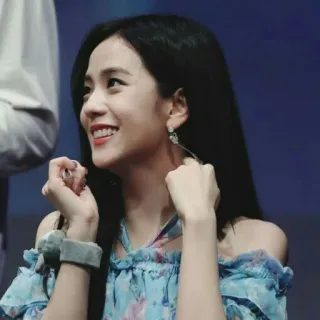 ☁️ Jisoo K-pop, Idole, Chanteur, Célébrité, Musique telegram sticker