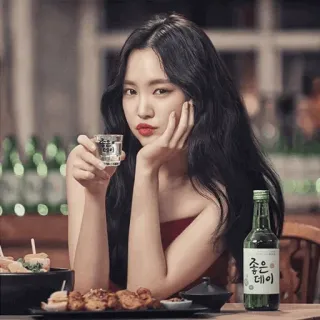 🦄 좋은데이 アルコール, 焼酎 (shochu), 韓国, 飲み物, 女性 telegram sticker