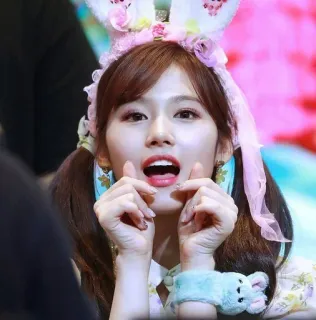 🍭 Sana Sana, Twice, Kpop, Ídolo, linda, orejas de conejo, coreano telegram sticker
