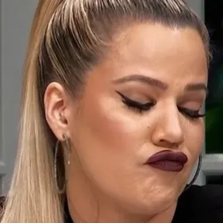😙 whatsapp sticker