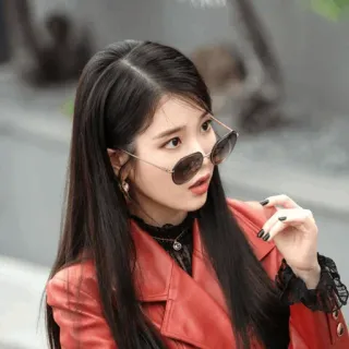 ✨ IU IU, Koreanische Schauspielerin, Sängerin, Promi, Stil, Porträt telegram sticker