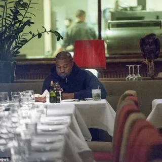🧪 Kanye West rapper, musician, celebrity, restaurant whatsapp sticker