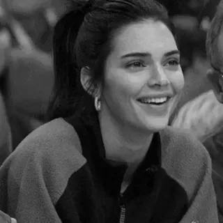 🤍 Kendall Jenner คนดัง, ผู้หญิง, นางแบบ, คน, ยิ้ม telegram sticker