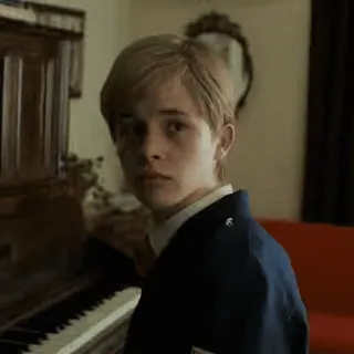 😊 garçon, portrait, piano, enfant, vintage telegram sticker