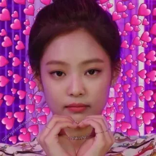 🤧 Jennie Blackpink ig:blackpinksooftreaction K-pop, cantante, cuore, amore, Blackpink, Jennie telegram sticker