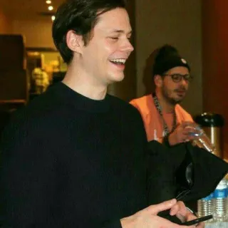 🔗 Bill Skarsgård актер, знаменитость, мужчина, портрет telegram sticker