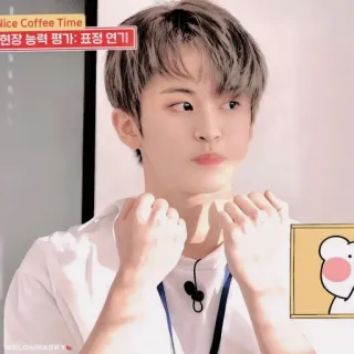 🍉 Nice Coffee Time
현장 능력 평가: 표정연기 telegram sticker