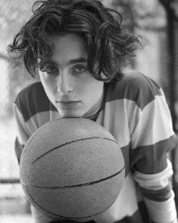 🦇 Timothée Chalamet, Baloncesto, Actor, Retrato, Joven, Celebridad telegram sticker