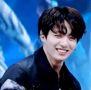 🍃 Jungkook kpop, zanger, idool, jungkook, bts, persoon, glimlachend telegram sticker