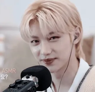 🥤 Felix ASMR
요? kpop, felix, stray kids, asmr, ไอดอล, เกาหลี telegram sticker