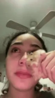 🌟 personne, hamster, animal de compagnie, intérieur, femme, animal whatsapp sticker