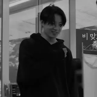 🌟 비 맞춤 ㅊ personne, noir et blanc, intérieur, homme telegram sticker