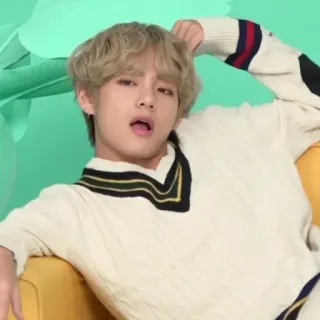 🍰 V K-pop, Cantor, Música, Ídolo, Celebridade, BTS, Kim Tae-hyung, V telegram sticker