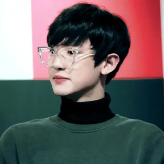 🌙 homem, óculos, retrato, kpop, asiático, pessoa, ídolo telegram sticker