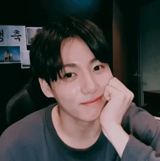 ✨ Jungkook K-pop, piosenkarz, koreański, idol, muzyka, BTS, uśmiechnięty, selfie telegram sticker