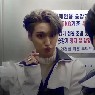 😗 예인용 승강기
5KG기준 4
상기 정원 초과
승강기 정지 및 갇힘
안전한 이용 부탁드릴
CT 3 telegram sticker