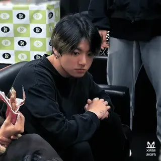 🇰🇷 Jeon Jungkook K-pop, Jungkook, BTS, Ca sĩ, Thần tượng, Âm nhạc, Người nổi tiếng whatsapp sticker