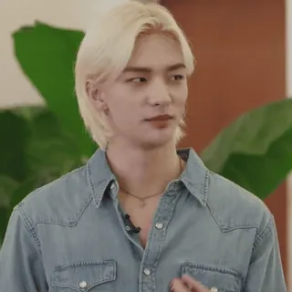🥢 persoon, man, blond haar, casual, portret whatsapp sticker