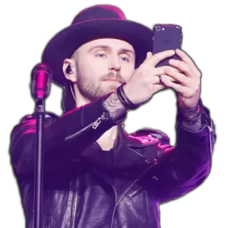 🇵🇱 mann, hut, selfie, sänger, mikrofon, lederjacke telegram sticker