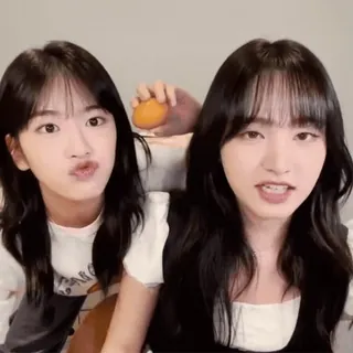 🤍 whatsapp sticker