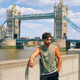 ⛓ man, london, tower bridge, travel, city, bridge, outdoors telegram sticker