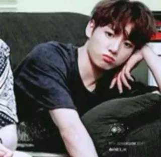 🍟 Jeon Jungkook k-pop, jungkook, bts, cantante, asiatico, uomo, celebrità whatsapp sticker