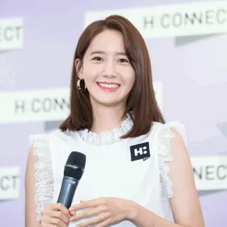 🕊 H CONNECT mulher, microfone, sorriso, moda, coreano, cantora, atriz whatsapp sticker