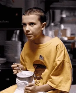 🧁 Eleven Stranger Things Eleven, Millie Bobby Brown, Stranger Things, Netflix, es krim, acara TV whatsapp sticker