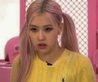 😐 Rose Rose, Kpop, penyanyi, Blackpink, selebriti, rambut merah muda whatsapp sticker