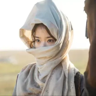 🗡 IU K-pop, Idole, Chanteur, Actrice, Célébrité, Portrait whatsapp sticker