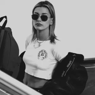 🌝 model, celebrity, fashion, sunglasses, style telegram sticker