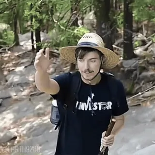 😍 @EARTH9288 MrBeast, extérieur, randonnée, chapeau, chapeau de paille, nature, forêt whatsapp sticker