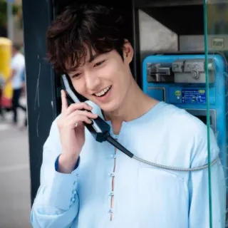 📞 uomo, telefono, chiamata, casual, felice, comunicazione, persone, sorridente, ritratto telegram sticker