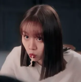 🦊 mujer, comiendo, espagueti, fideos, comida, retrato telegram sticker