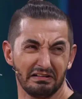 😫 disgusto, faccia buffa, espressione telegram sticker