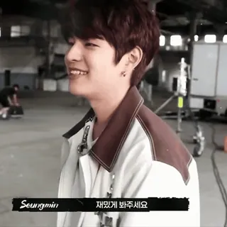 ⭐ Seungmin Seungmin
재밌게 봐주세요 Kpop, Idol, Coreano, Seungmin, Stray Kids whatsapp sticker