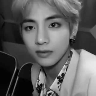🔪 V BTS, K-Pop, Idol, Cantante, V, Coreano, Musica telegram sticker