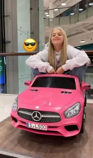 🌟 girl, car, pink, child, vehicle telegram sticker