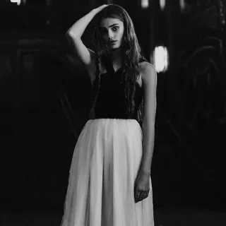🗽 mujer, vestido, blanco y negro, retrato, moda, modelo telegram sticker