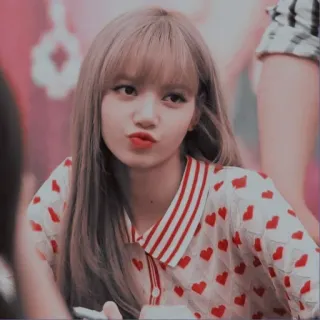 😢 Lisa kpop, lisa, chanteuse, idole, blackpink, célébrité telegram sticker