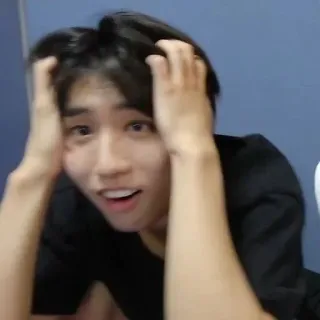 😱 人, 男人, 肖像, kpop, 惊讶, 震惊 telegram sticker